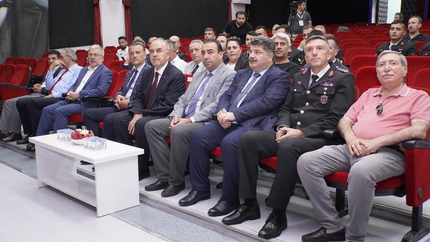 15 TEMMUZ KONFERANSINDA, “MİLLÎ İRADE” VURGUSU