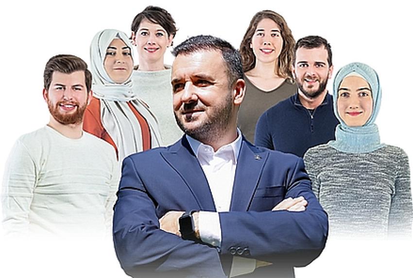 AK PARTİ 1000 ÖĞRENCİYE BURS VERECEK