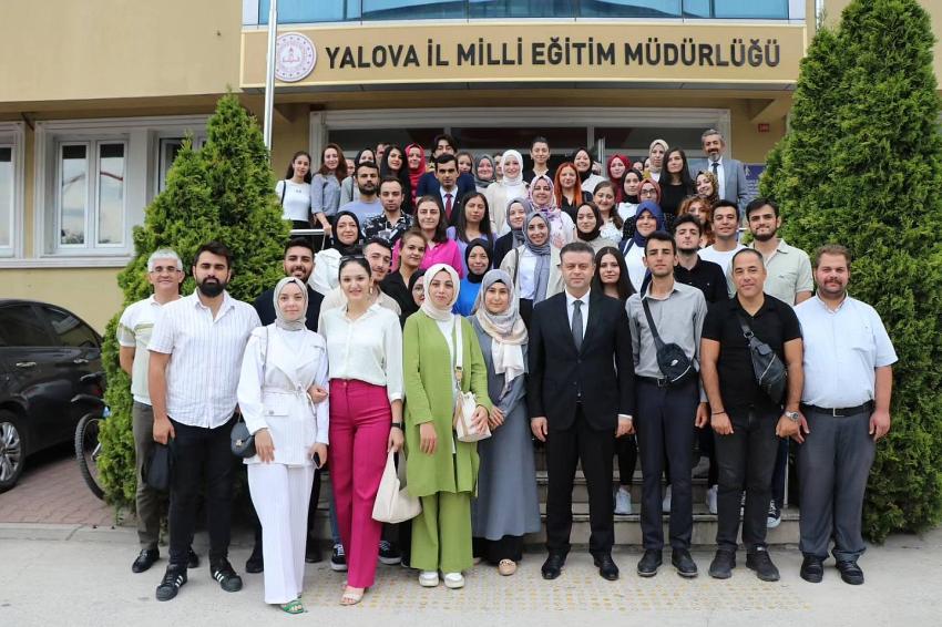 AKMEŞE YENİ ÖĞRETMENLERLE KAHVALTIDA BULUŞTU