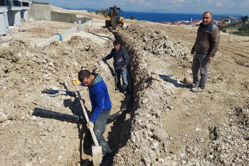 ÇINARCIK’TA SU ALT YAPISI ÇALIŞMALARI TAMAMLANDI