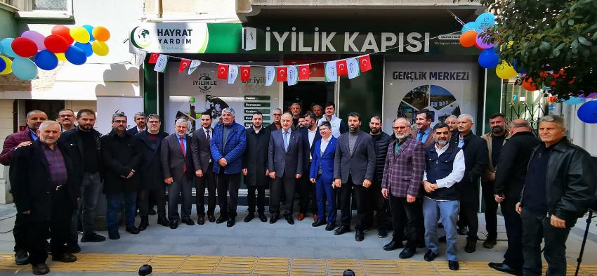 HAYRAT YARDIM DERNEĞİ 25. İYİLİK KAPISINI YALOVA’DA AÇTI