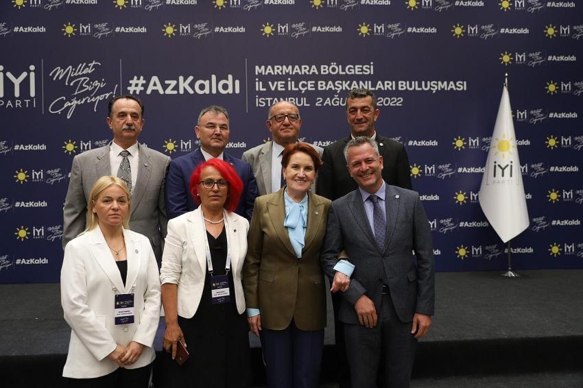 İYİ PARTİ TEŞKİLATI AKŞENER İLE BULUŞTU