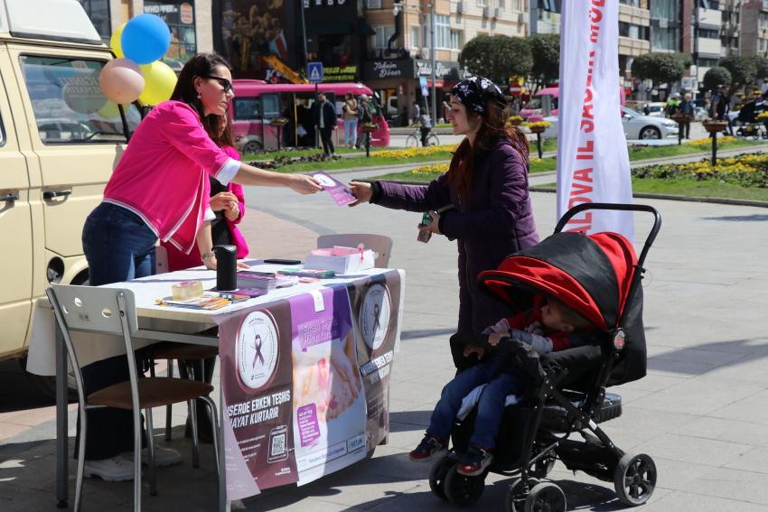 KANSER HAFTASI’NDA FARKINDALIK STANDI