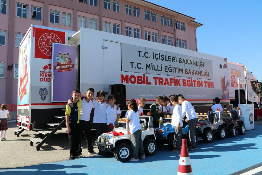 MOBİL TRAFİK EĞİTİM TIRI YALOVA’YA GELİYOR