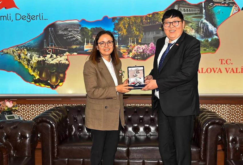 MOĞOLİSTAN İSTANBUL BAŞKONSOLOSU'NDAN YALOVA'YA ZİYARET