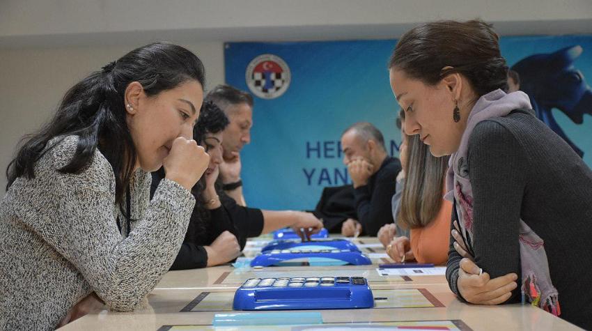 ÖĞRETMENLER AKIL VE ZEKA OYUNLARINDA YARIŞTI