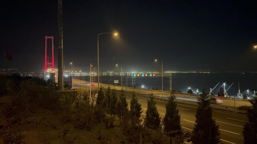 OSMANGAZİ KÖPRÜSÜ'NDE BAYRAM YOĞUNLUĞU BAŞLADI