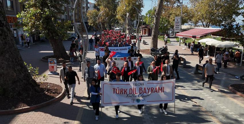 TÜRK DİL BAYRAMI YALOVA’DA COŞKUYLA KUTLANDI