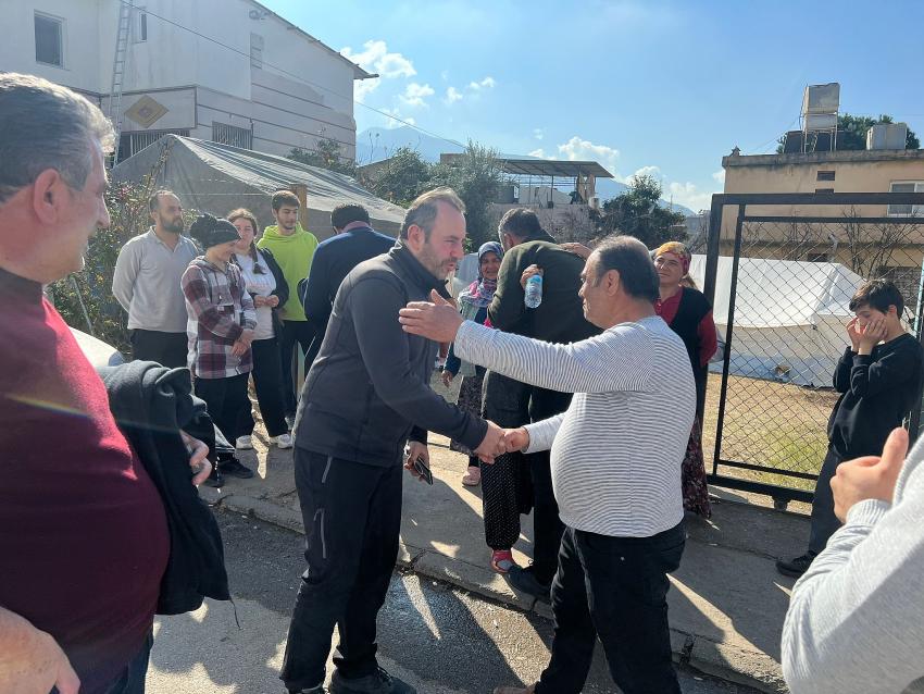 TUTUK HATAY’DA DEPREMZEDELERLE BULUŞTU