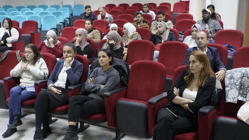 “ÜLKEMİZİN VE ÜNİVERSİTEMİZİN GÖNÜLLÜ ELÇİLERİ OLACAKSINIZ”