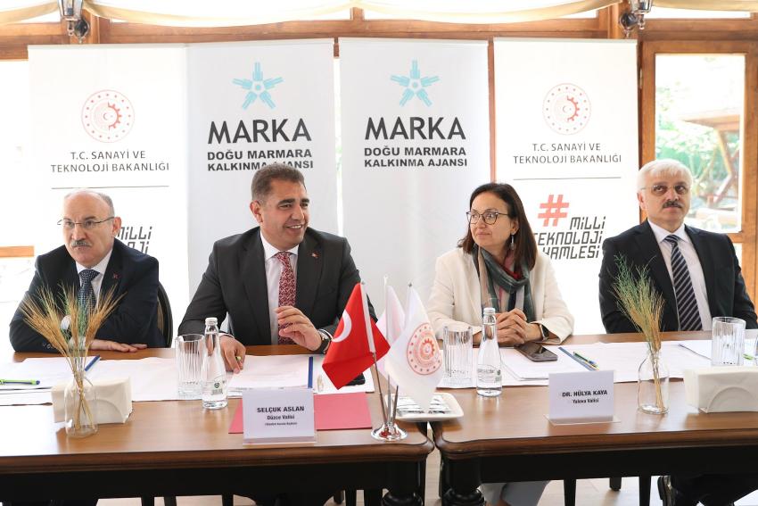 VALİ KAYA MARKA TOPLANTISI’NA KATILDI