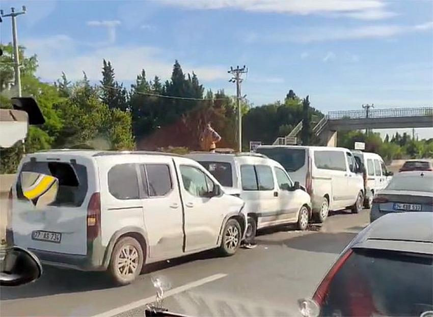 YALOVA’DA 5 ARAÇLI ZİNCİRLEME KAZA