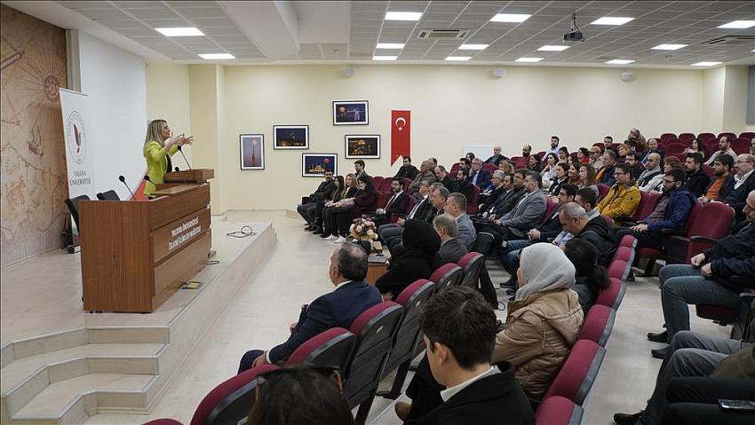 YALOVA ÜNİVERSİTESİ STRATEJİK PLANI İÇİN ÇALIŞTAY DÜZENLEDİ