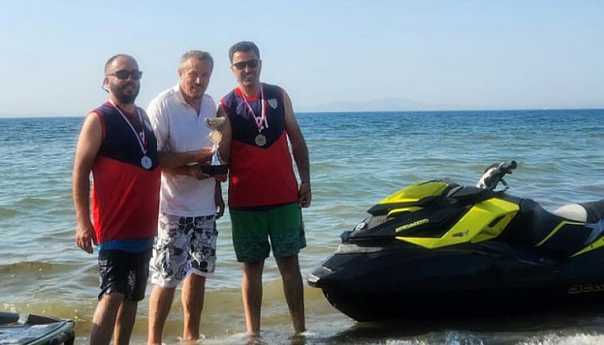 YALOVA’YA SU JETİ KATEGORİSİNDE TARİHİNİN İLK MADALYASI GELDİ